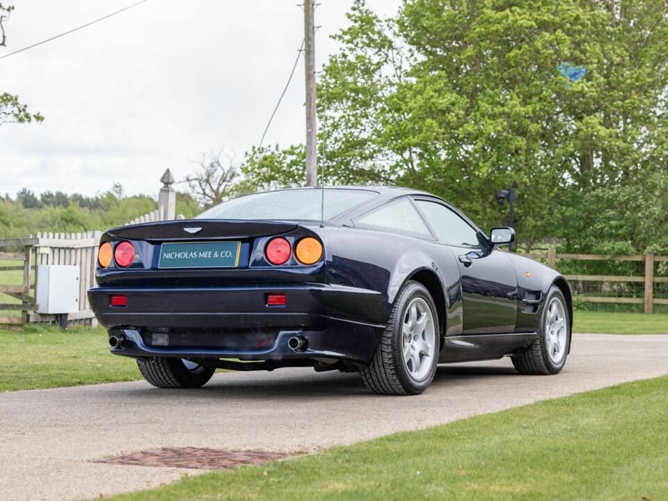 Immagine 10/50 di Aston Martin V8 Vantage V550 (1999)