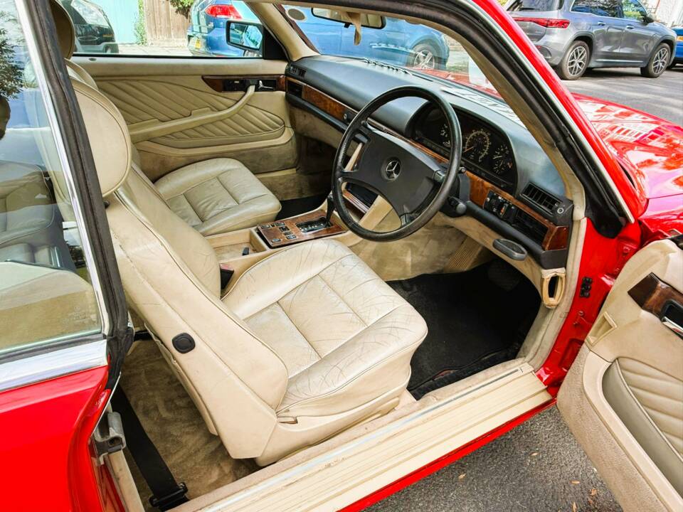 Bild 18/24 von Mercedes-Benz 420 SEC (1989)