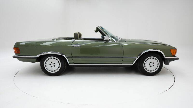 Image 9/15 of Mercedes-Benz 280 SL (1983)