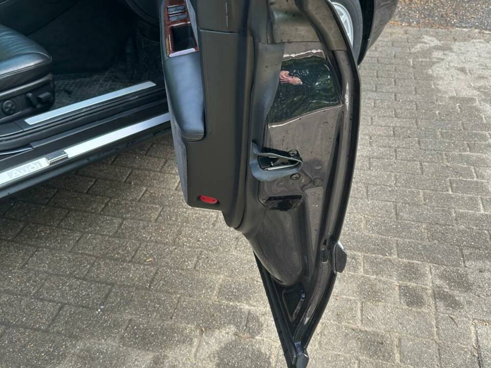 Bild 6/25 von Audi A8 4.2 quattro (2001)