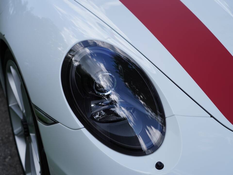 Image 7/24 de Porsche 911 R (2016)
