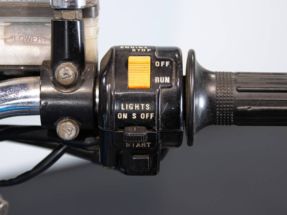 Image 34/50 of Suzuki GSX 750 (1981)