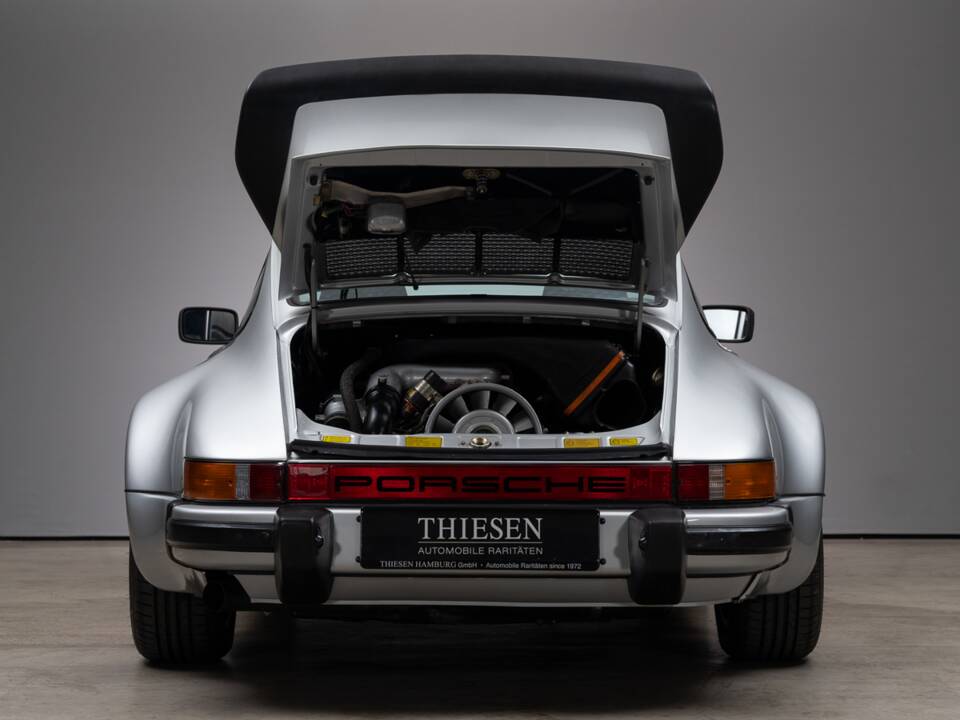 Image 24/29 of Porsche 911 Turbo 3.0 (1976)