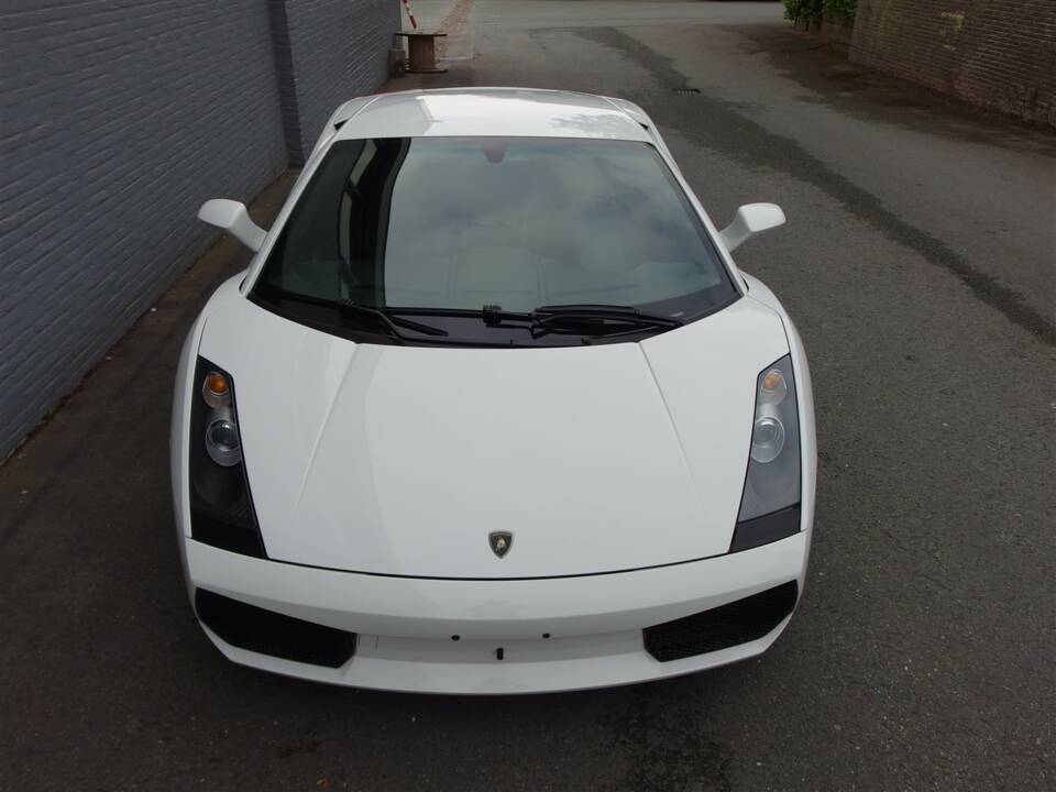 Image 7/100 of Lamborghini Gallardo (2005)