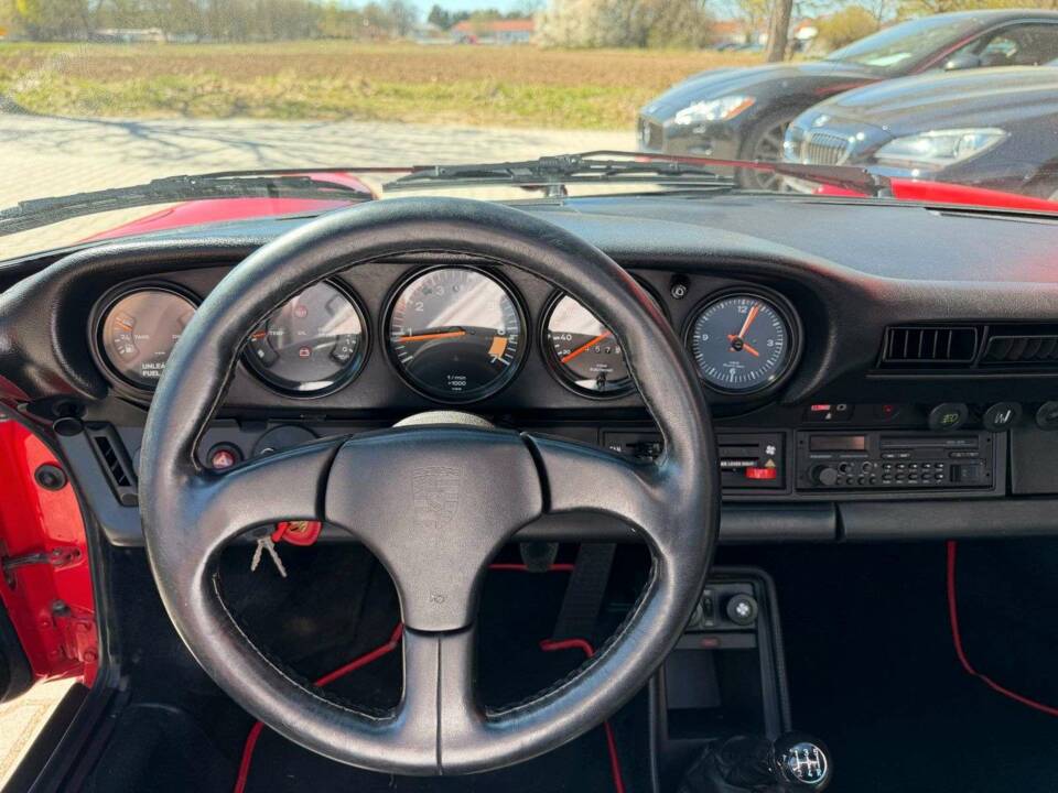 Imagen 13/35 de Porsche 911 Carrera 3.2 (1985)