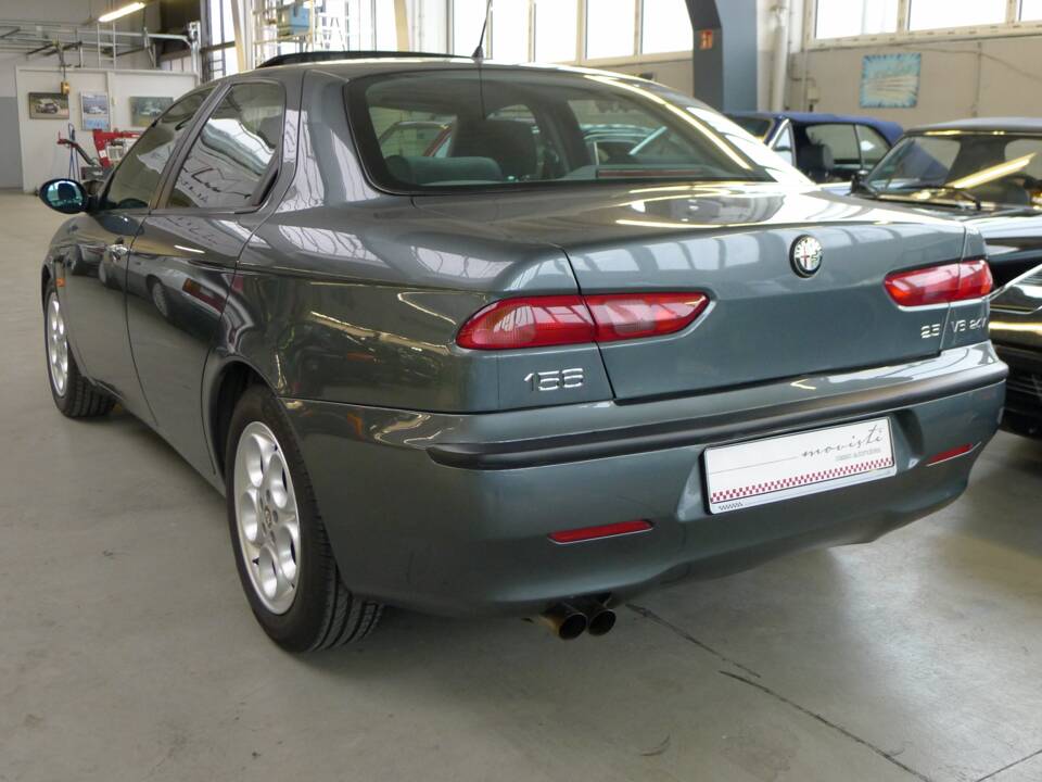 Imagen 24/35 de Alfa Romeo 156 2.5 V6 (1999)