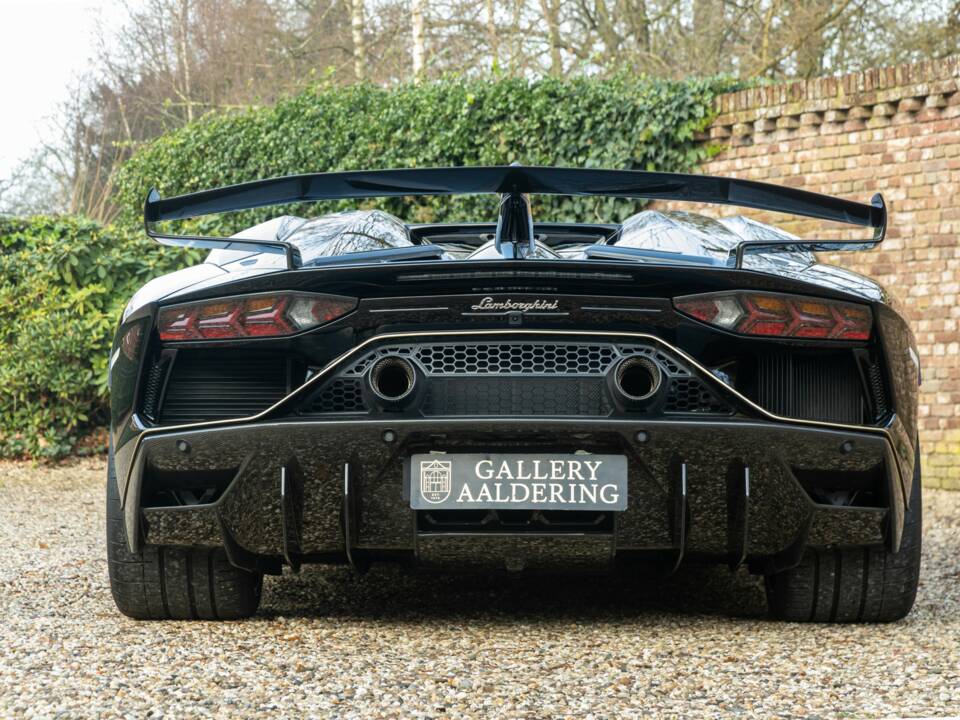 Bild 5/50 von Lamborghini Aventador LP 770-4 SVJ Roadster (2020)