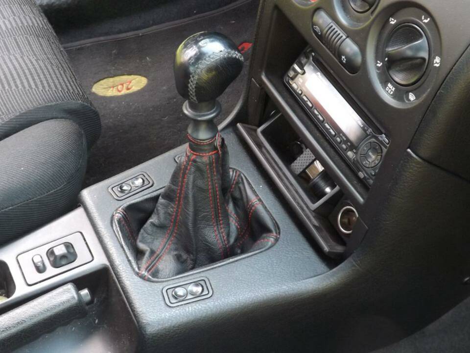 Image 17/50 de FIAT Coupé 2.0 20V Turbo (1999)