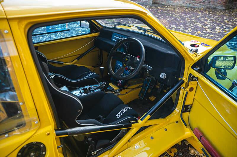 Bild 2/50 von Rover DAM4100 GTi (1987)