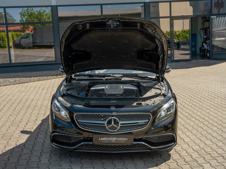 Image 11/25 of Mercedes-Benz S 65 AMG Coupé (2015)