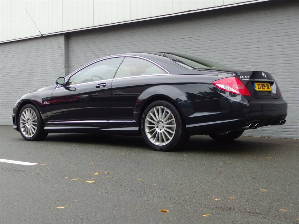 Bild 4/49 von Mercedes-Benz CL 63 AMG (2007)