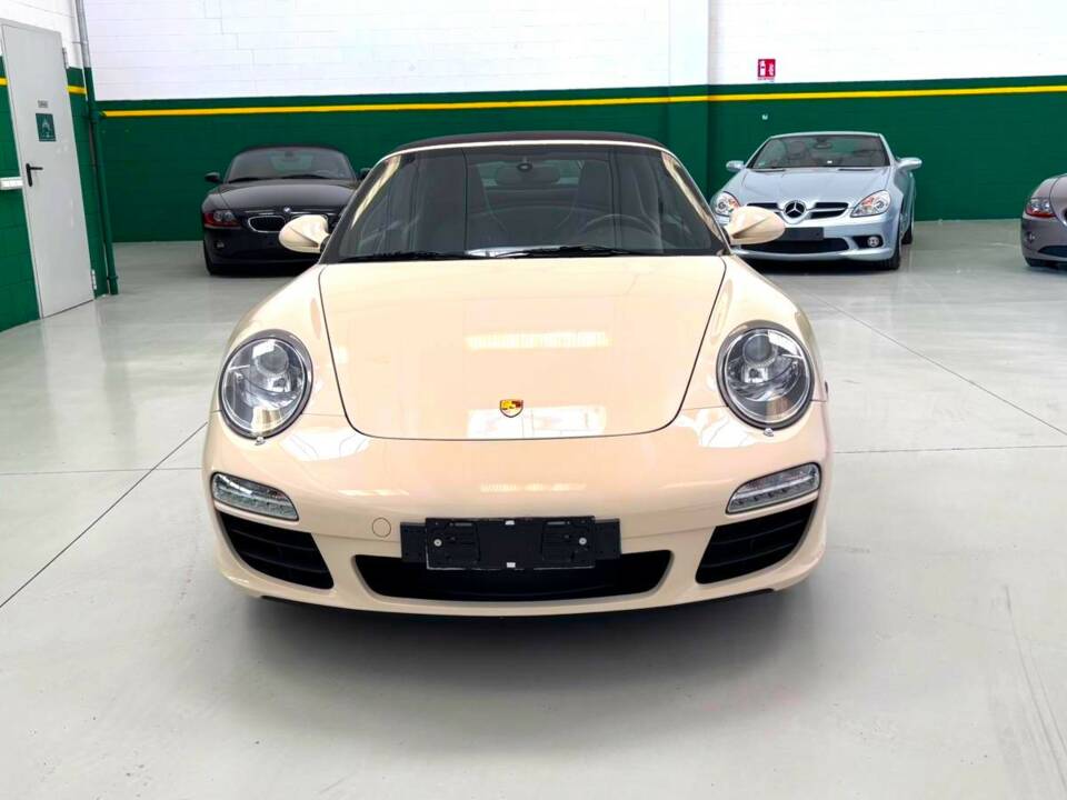Immagine 35/35 di Porsche 911 Carrera S (2010)