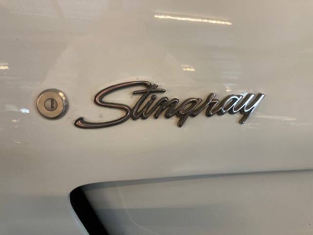 Image 23/24 of Chevrolet Corvette Stingray (1975)