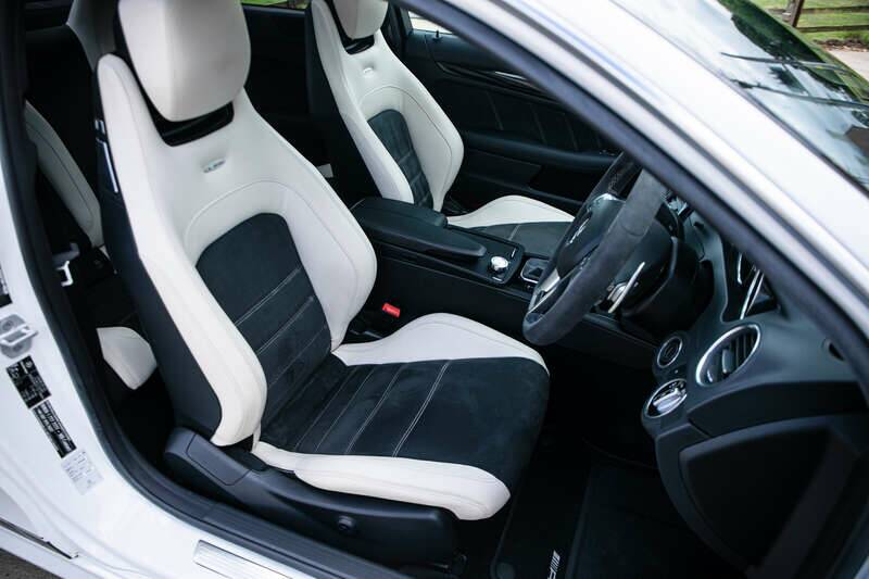 Image 27/33 of Mercedes-Benz C 63 AMG "Edition 507" (2013)