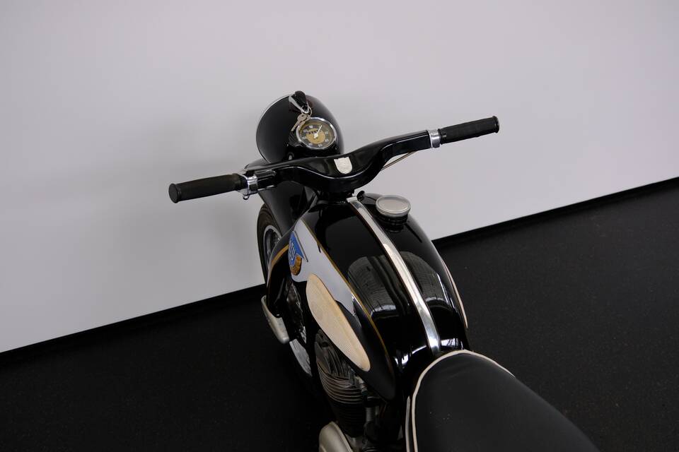 Immagine 63/89 di NSU Maxi (1960)