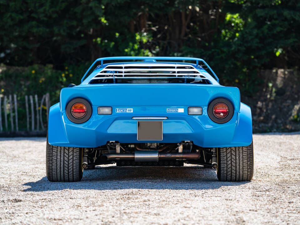 Image 4/46 of Lancia Stratos HF Stradale (1975)