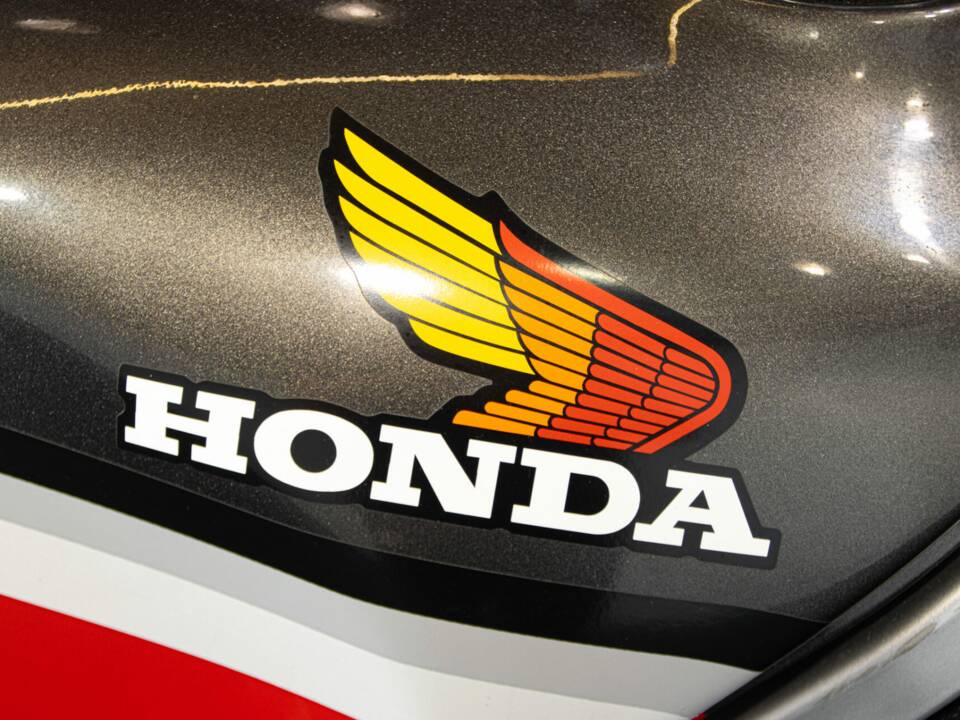 Image 37/50 of Honda NS 125F (1985)