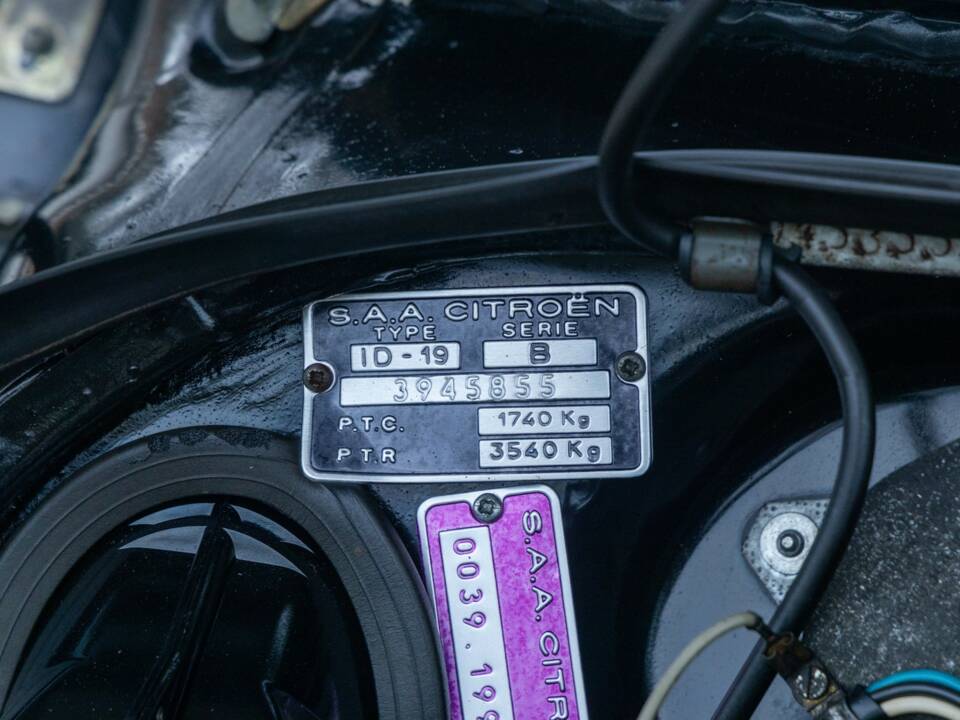 Afbeelding 34/50 van Citroën D Spécial (1971)