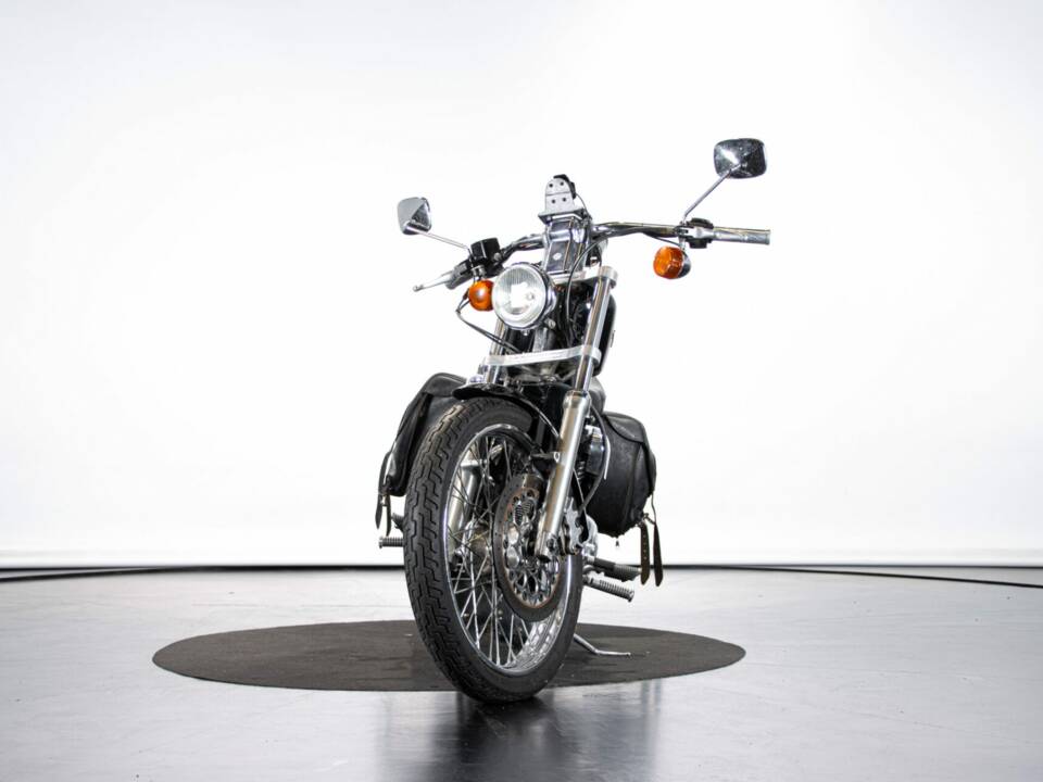 Imagen 7/50 de Harley-Davidson XL 1200 C Sportster Custom (1997)