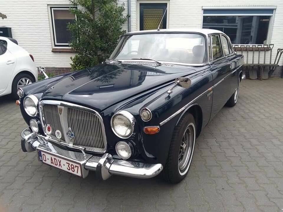 Image 25/28 of Rover 3.5 Litre Coupe (1973)