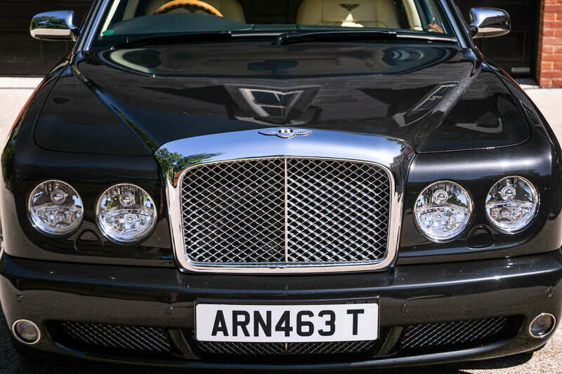 Afbeelding 49/50 van Bentley Arnage T (2005)