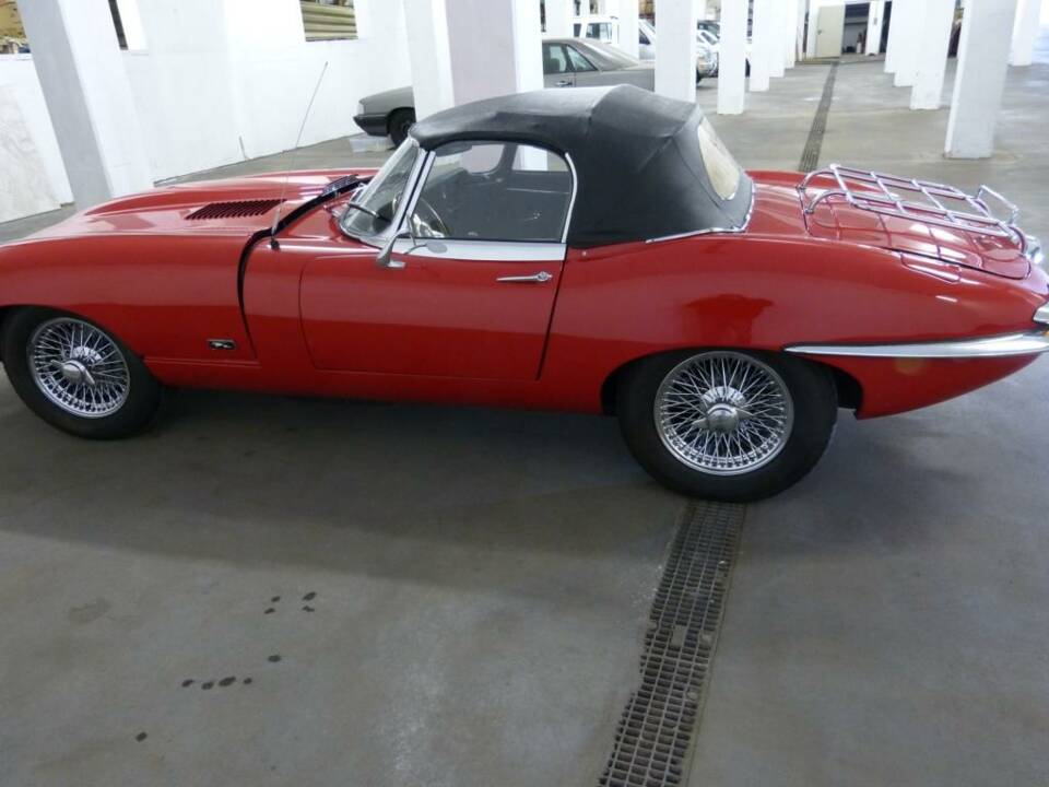 Imagen 20/21 de Jaguar E-Type 4.2 (1967)