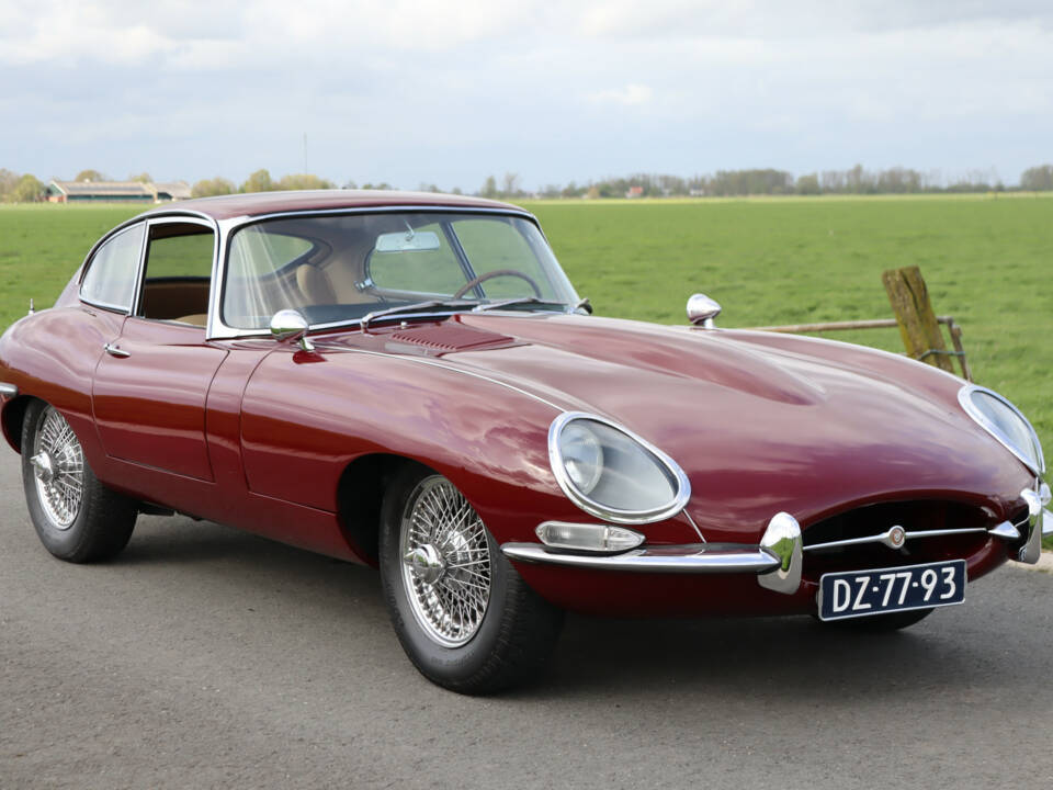 Image 15/50 de Jaguar Type E 3.8 (1964)