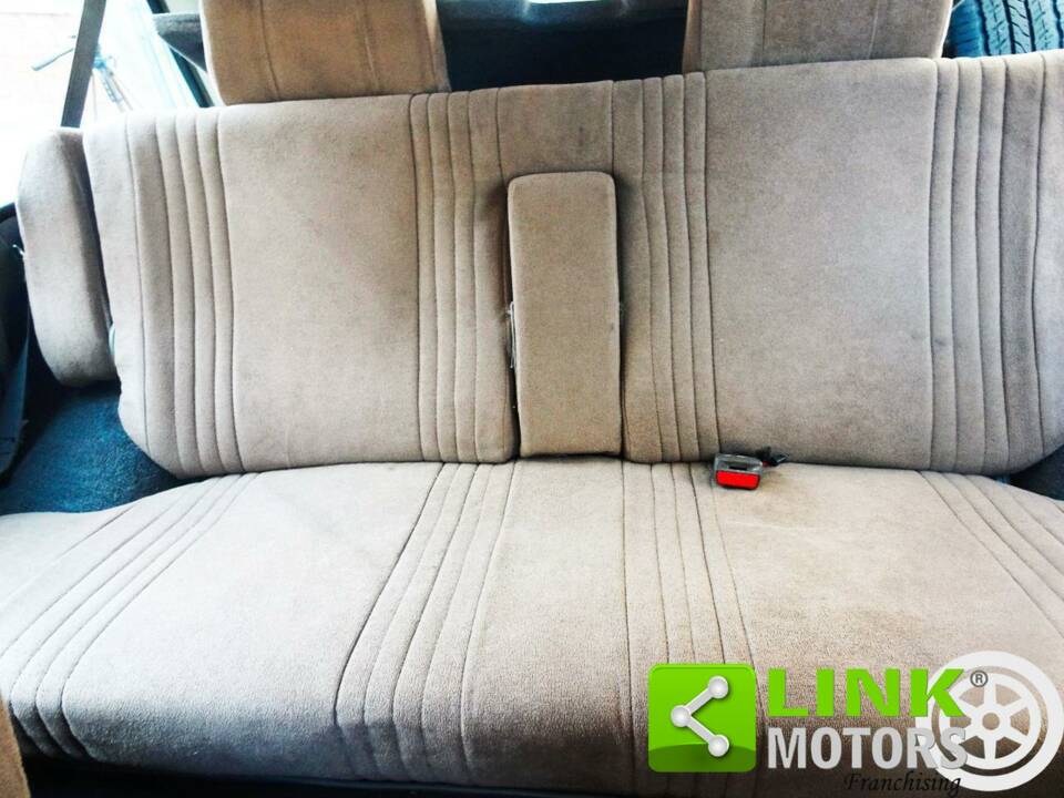 Image 8/10 of Land Rover Range Rover Classic (1986)