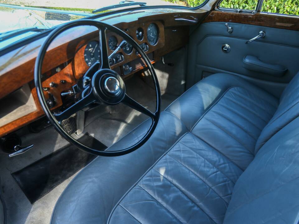 Image 40/50 de Rolls-Royce Phantom V James Young (1962)