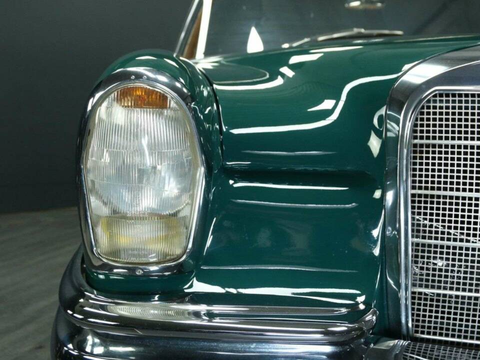 Bild 43/50 von Mercedes-Benz 250 SE (1966)