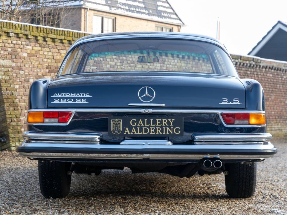Bild 50/50 von Mercedes-Benz 280 SE 3,5 (1970)