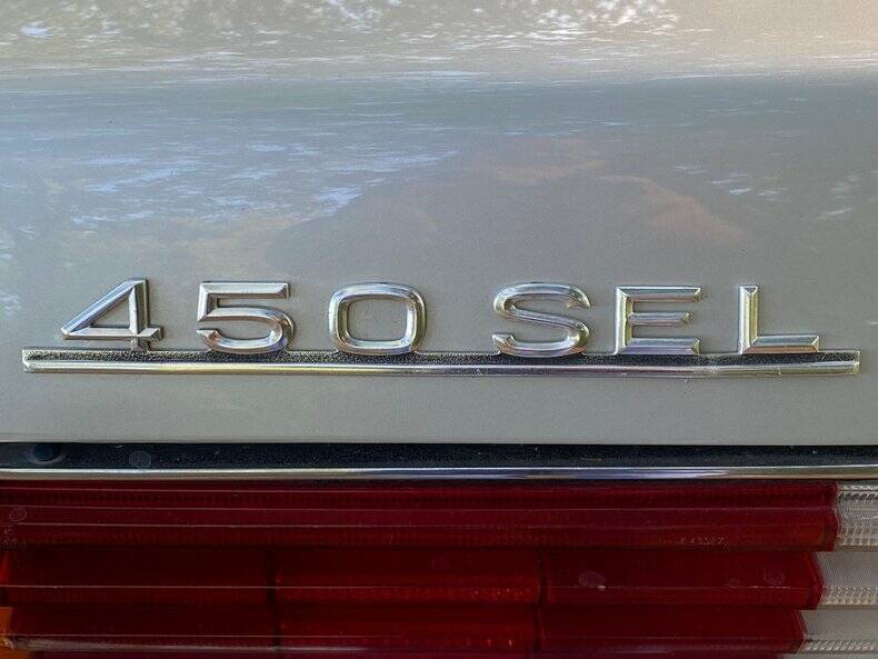 Image 49/50 de Mercedes-Benz 450 SEL 6,9 (1978)