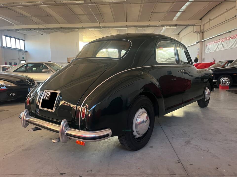 Immagine 4/17 di Lancia Aurelia B22 (1952)