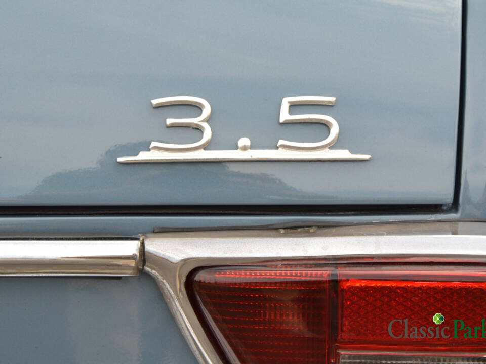 Image 48/50 of Mercedes-Benz 280 SE 3,5 (1971)