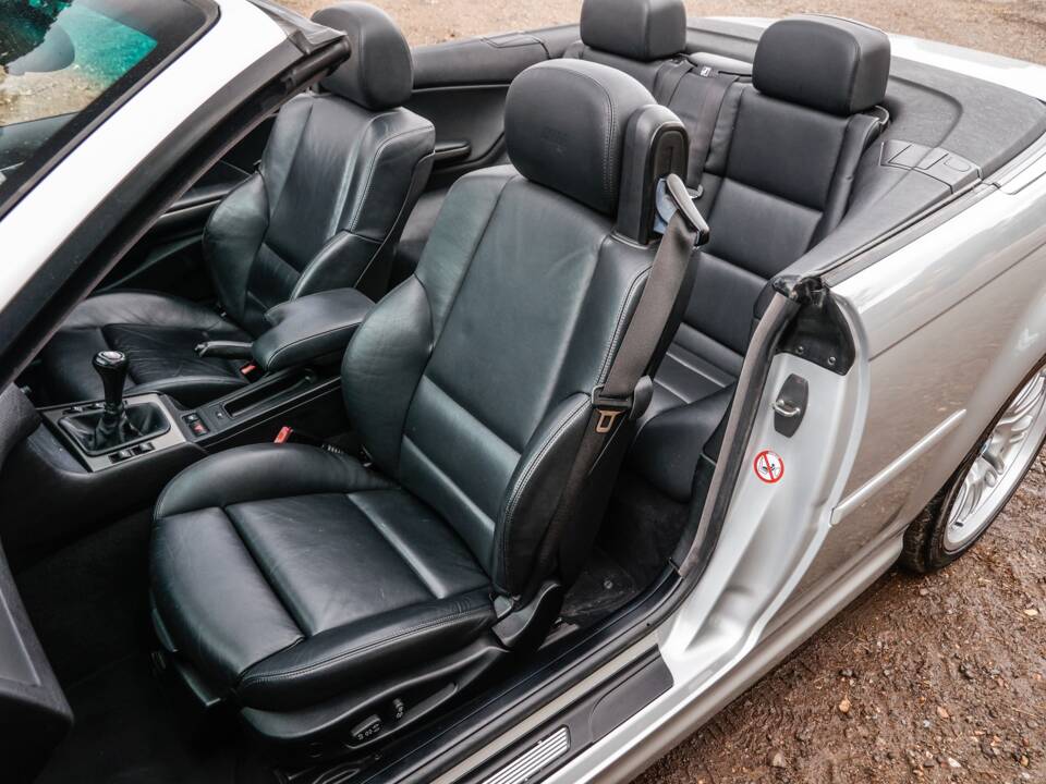 Image 43/50 de BMW M3 (2004)