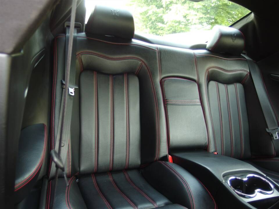 Afbeelding 74/100 van Maserati GranTurismo S (2010)