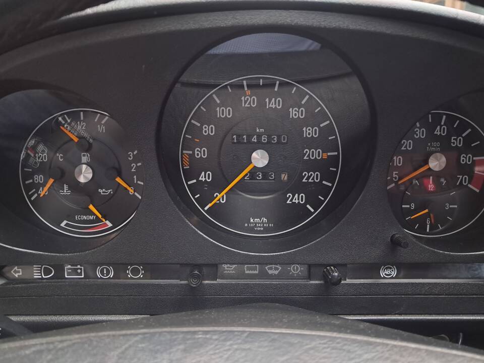Bild 14/24 von Mercedes-Benz 420 SL (1986)