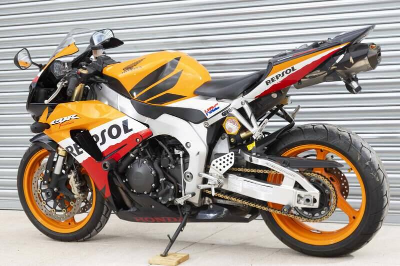 Bild 24/42 von Honda CBR 1000 RR Fireblade (2007)