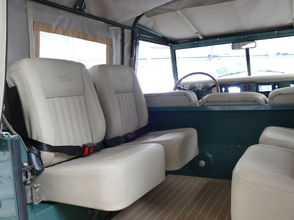 Image 9/19 de Land Rover 88 (1978)