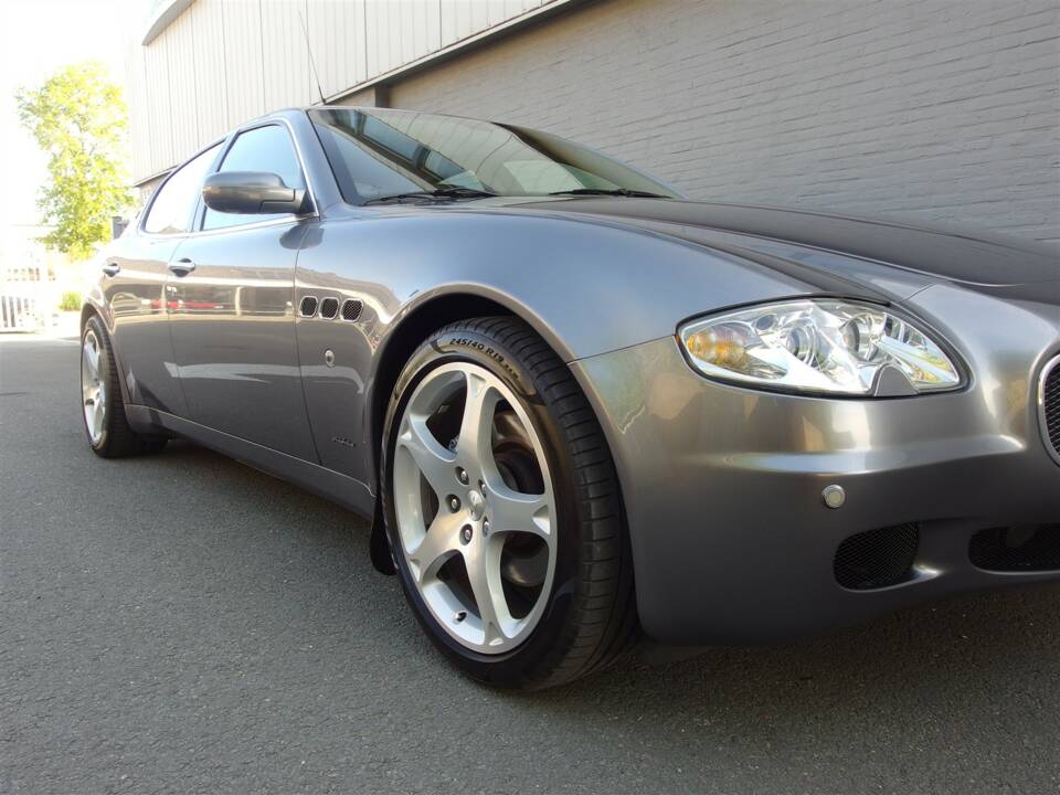 Image 17/99 of Maserati Quattroporte 4.2 (2007)