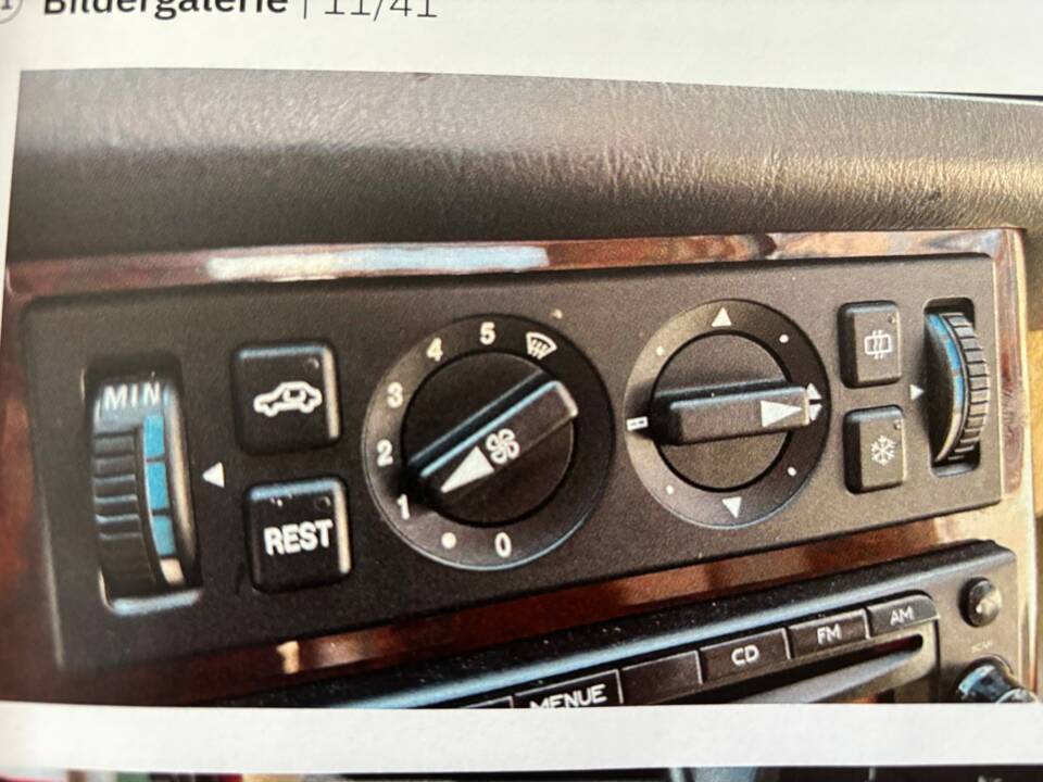 Image 28/50 de Mercedes-Benz 300 SL-24 (1991)