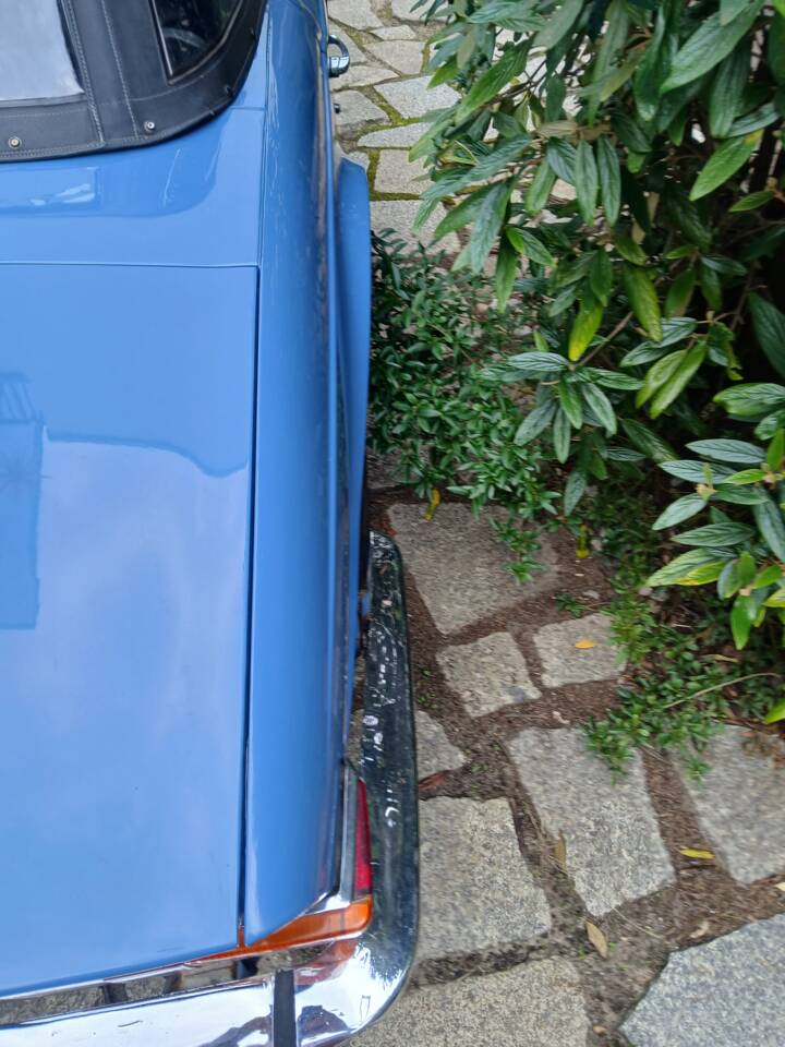 Image 21/51 of Triumph TR 6 (1975)