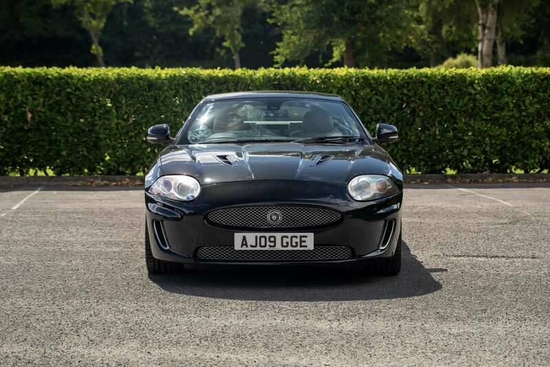 Afbeelding 8/37 van Jaguar XKR (2009)
