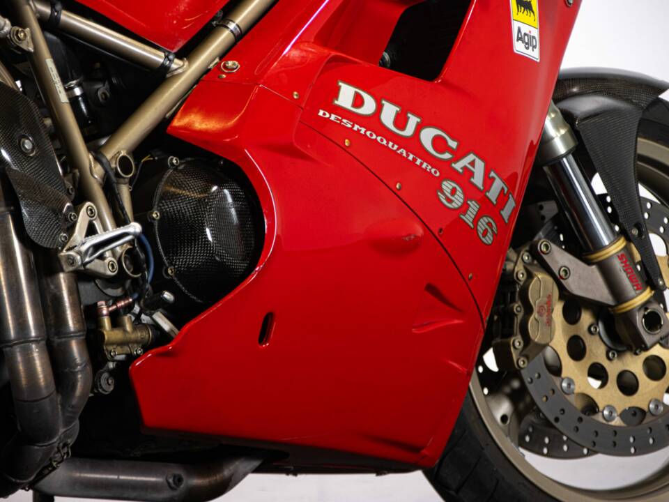 Bild 23/50 von Ducati 916 (1994)