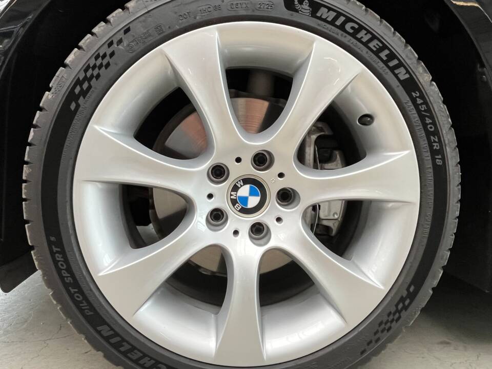 Afbeelding 29/38 van BMW 530i (2003)