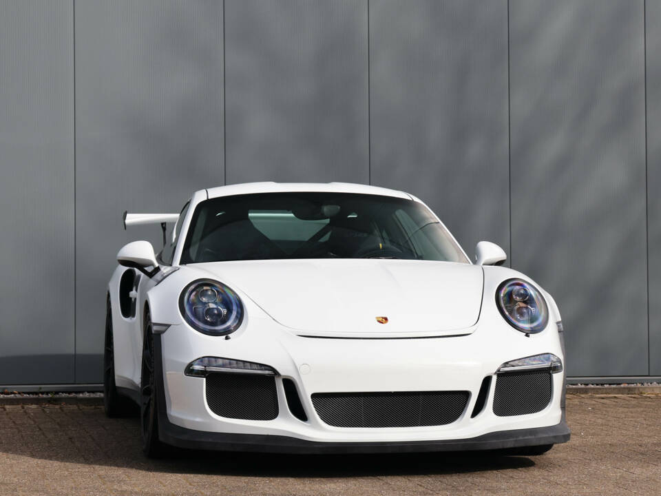 Image 33/82 de Porsche 911 GT3 RS (2015)