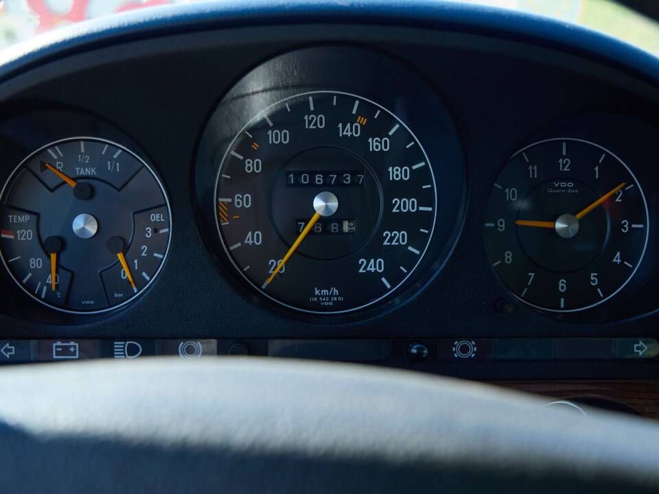 Image 14/25 of Mercedes-Benz 280 SE (1979)
