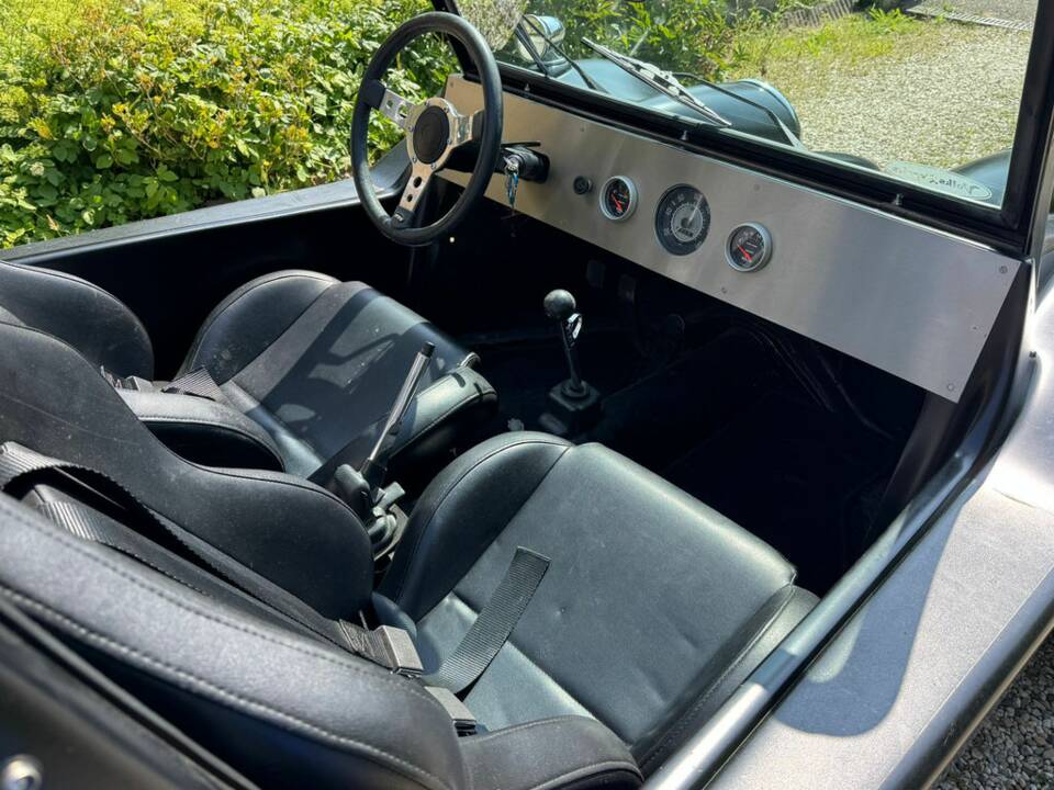 Image 2/8 de Volkswagen Ruska Buggy (1966)