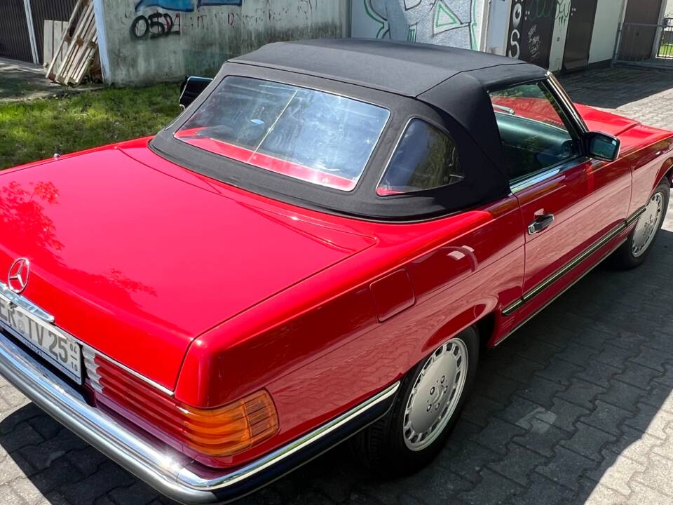 Image 4/22 de Mercedes-Benz 300 SL (1986)