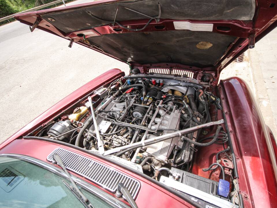 Image 39/44 of Jaguar XJ 12 (1990)